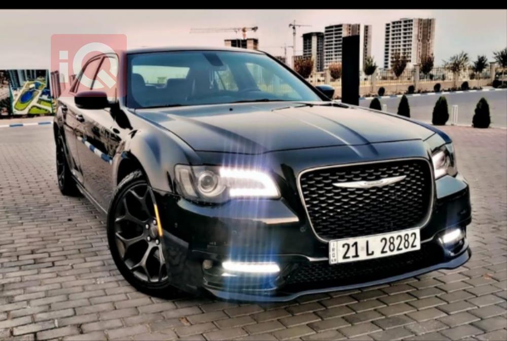 كرايسلر 300